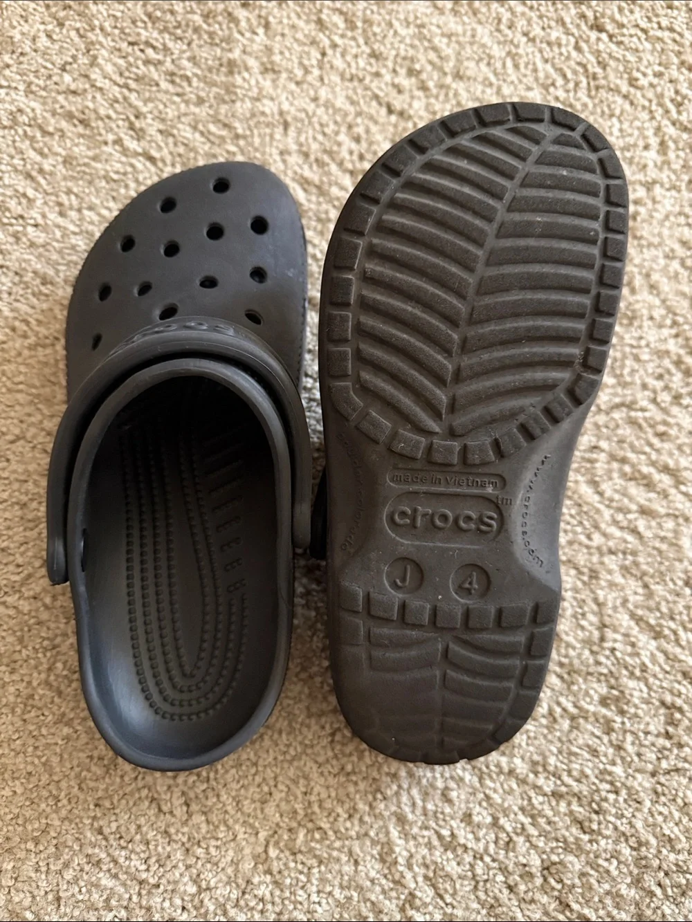 CROCS Kids Classic Clog in Black